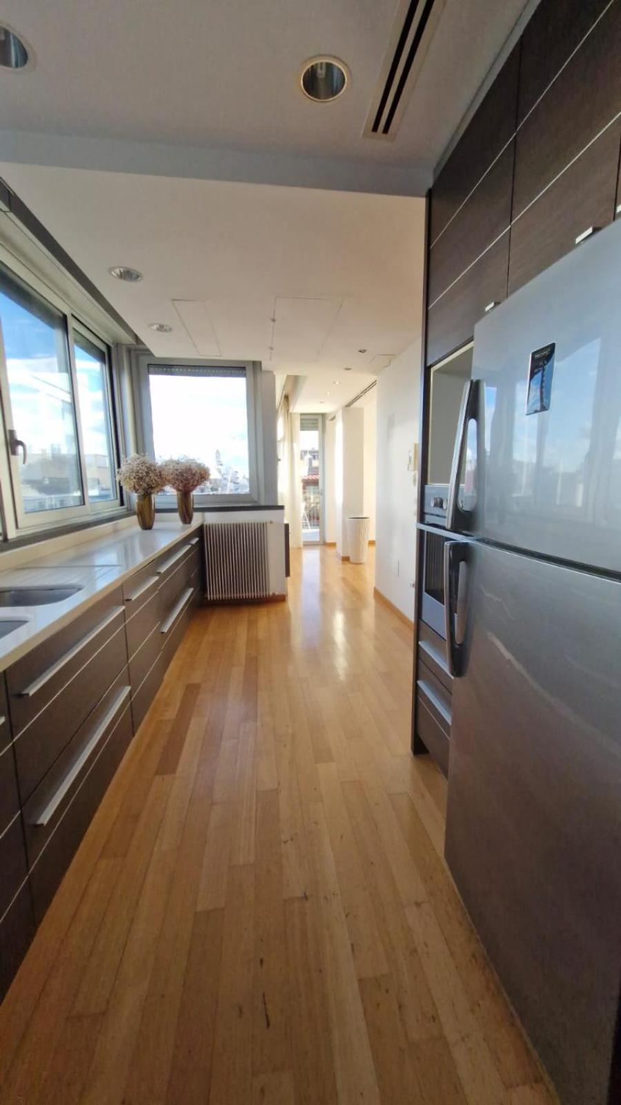 Attico Reale - In Centro, Tra Stazione E Bari Vecchia Apartment Екстериор снимка